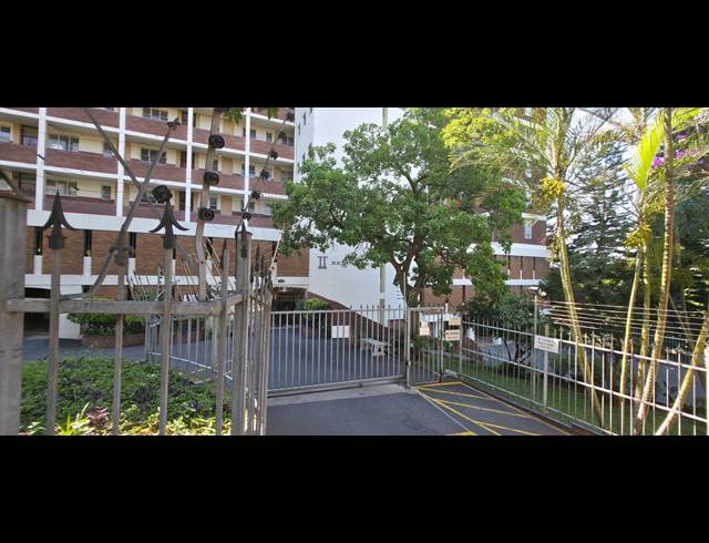 1.5 BEDROOM APARTMENT TO LET IN GLENWOOD